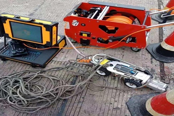 崆峒CCTV管道检测机器人